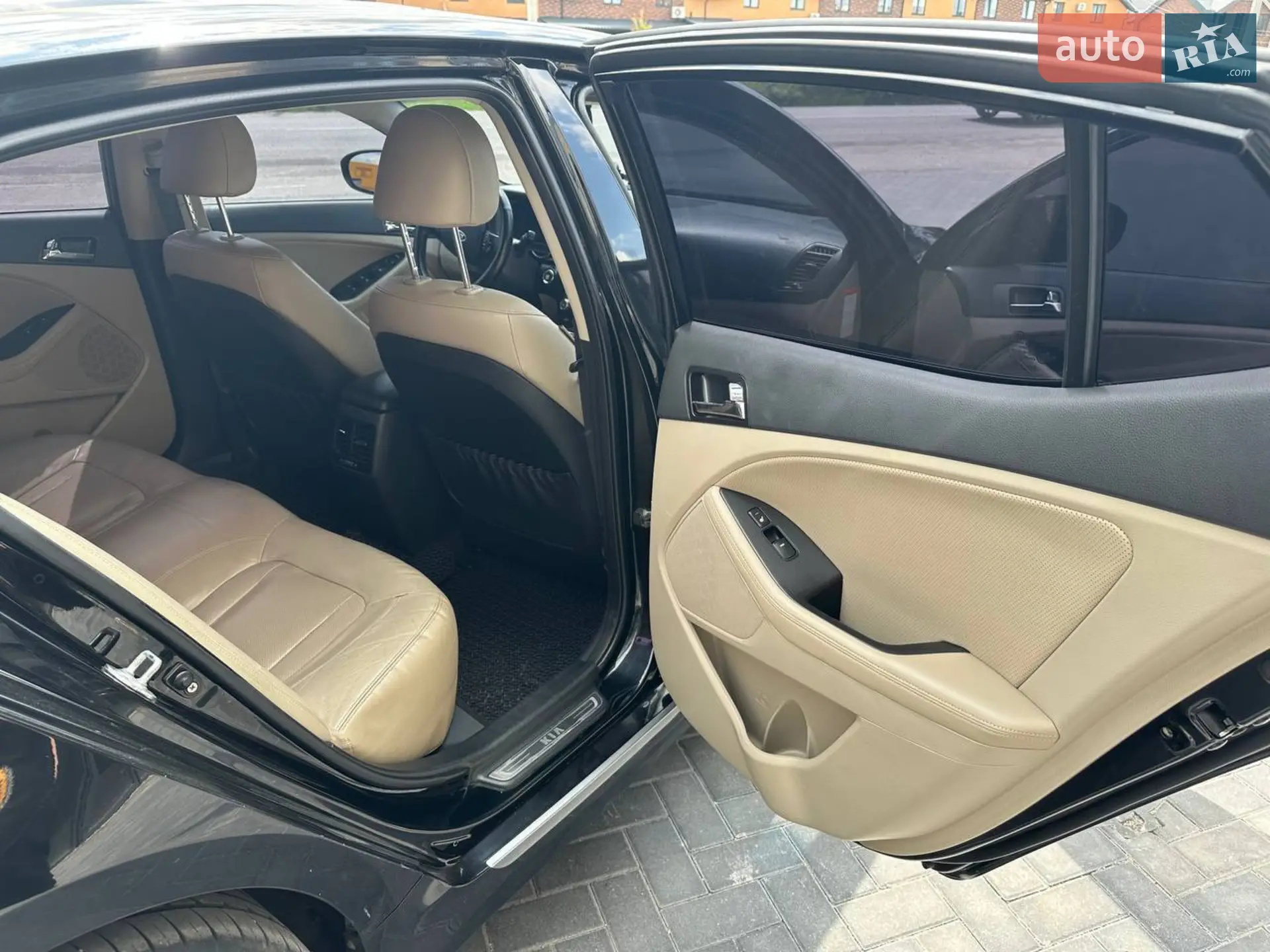 2012 Kia Optima - мініатюра 6