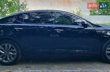 Седан Kia Optima 2014 в 