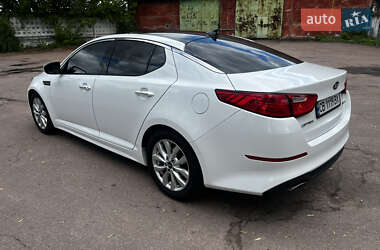 Седан Kia Optima 2014 в 