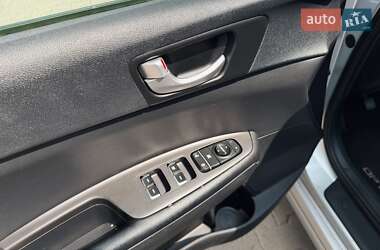 Седан Kia Optima 2017 в 