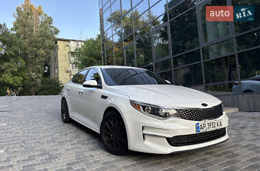 Седан Kia Optima 2016 в Запоріжжі