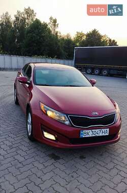 Седан Kia Optima 2015 в 
