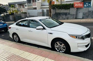 Седан Kia Optima 2017 в 