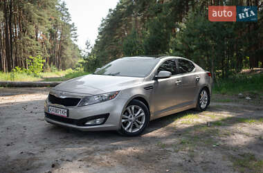 Седан Kia Optima 2013 в Киеве