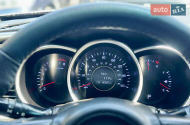 Седан Kia Optima 2015 в 