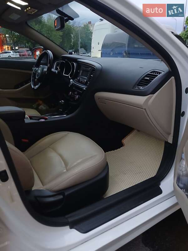Седан Kia Optima 2014 в Виннице