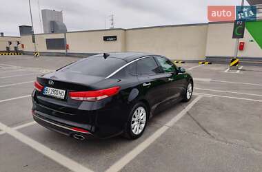 Седан Kia Optima 2017 в 