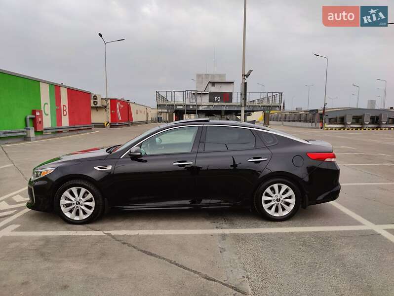 Седан Kia Optima 2017 в Львове