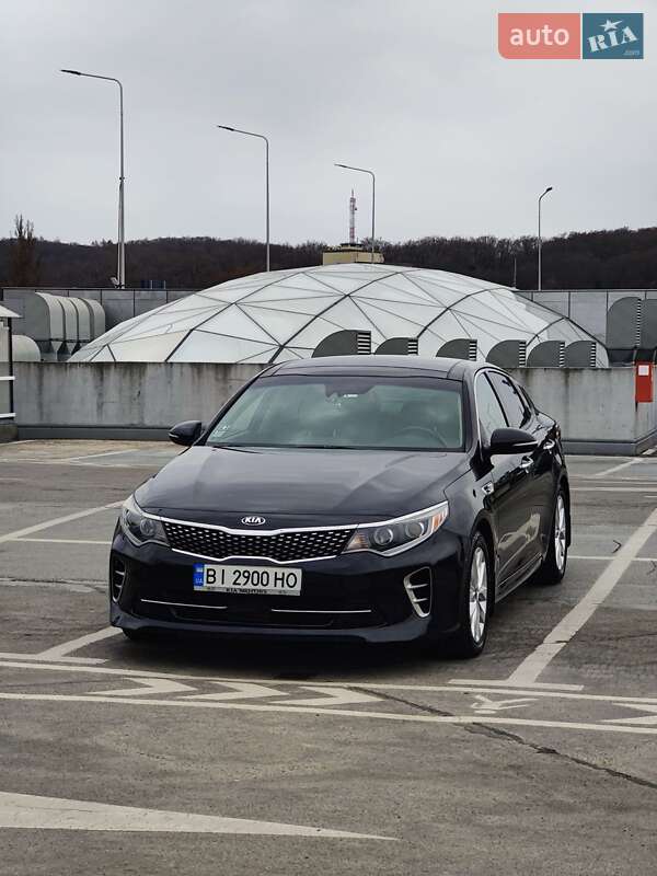 Седан Kia Optima 2017 в Львове