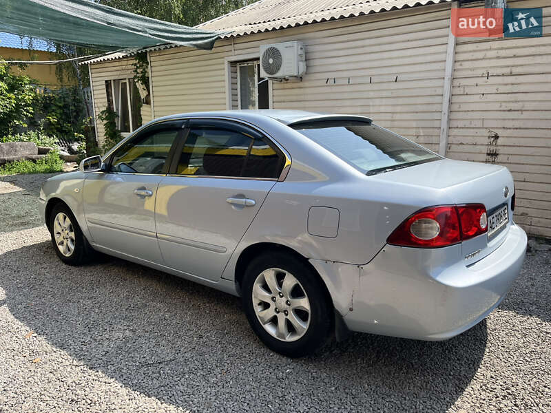 Седан Kia Optima 2007 в Межовій