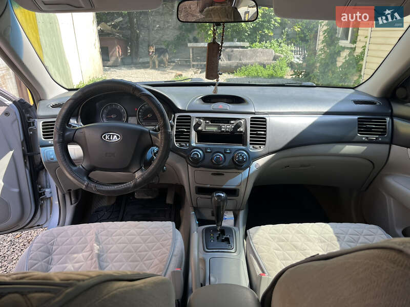 Седан Kia Optima 2007 в Межовій