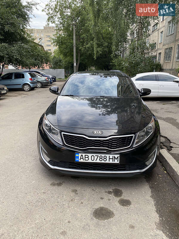 Седан Kia Optima 2011 в Виннице