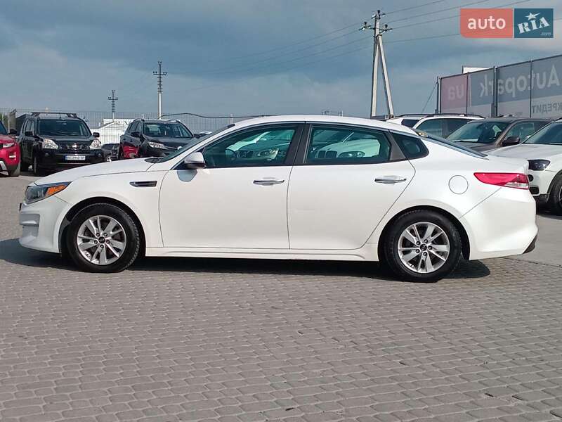 Седан Kia Optima 2017 в Львове