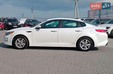 Седан Kia Optima 2017 в 