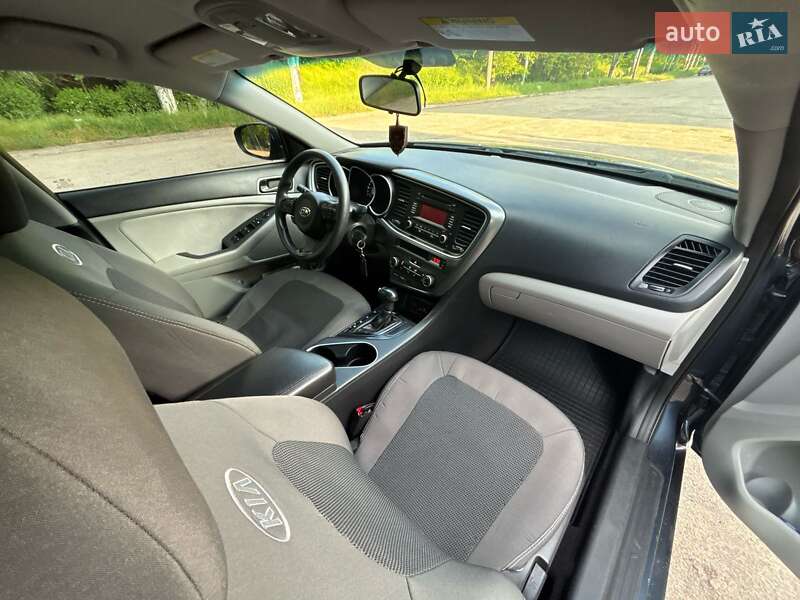 Седан Kia Optima 2014 в Запоріжжі