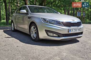Седан Kia Optima 2013 в Малині