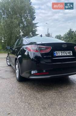Седан Kia Optima 2014 в Києві