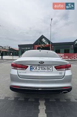 Седан Kia Optima 2018 в 