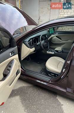 Седан Kia Optima 2014 в 