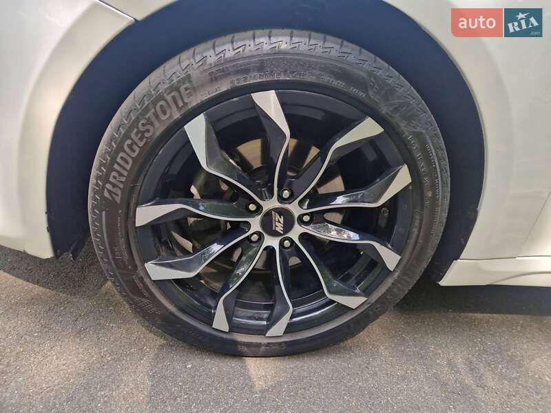 Седан Kia Optima 2016 в Бородянці