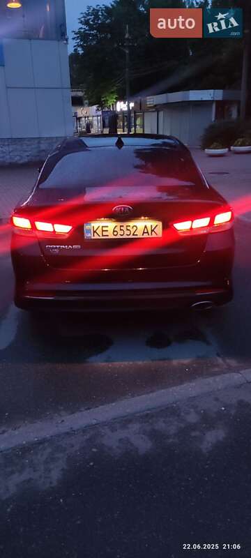 Седан Kia Optima 2017 в Павлограде
