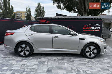 Седан Kia Optima 2013 в 