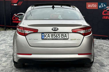 Седан Kia Optima 2013 в 