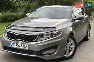 Седан Kia Optima 2012 в 