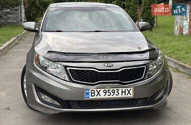 Седан Kia Optima 2012 в 