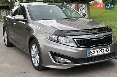 Седан Kia Optima 2012 в 
