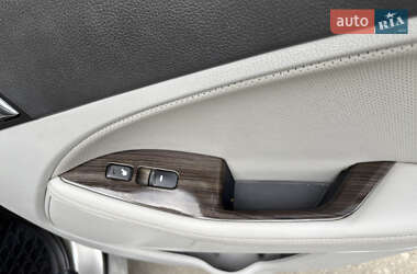 Седан Kia Optima 2012 в 