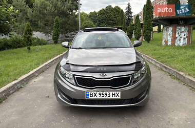 Седан Kia Optima 2012 в 