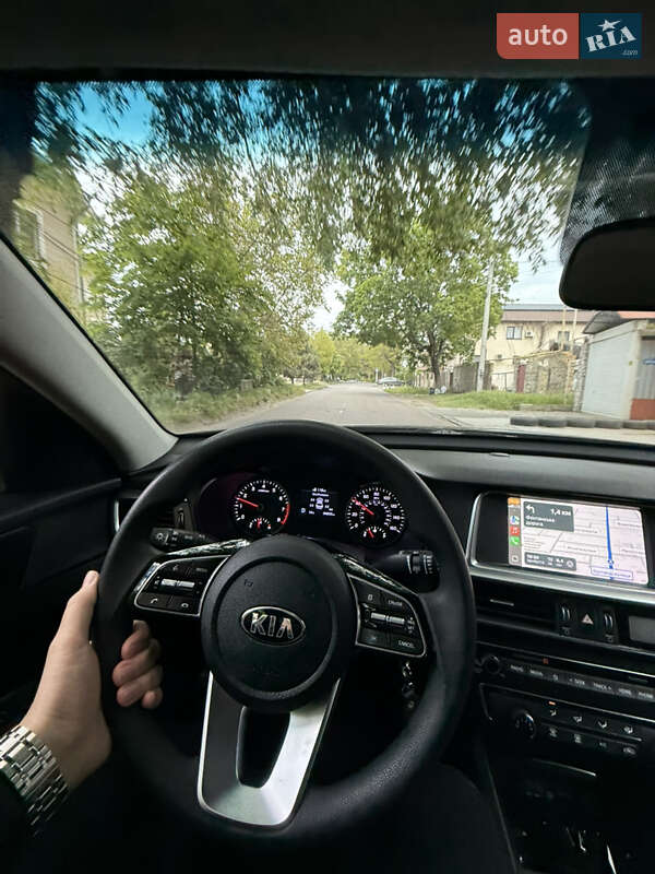 Седан Kia Optima 2019 в Одессе