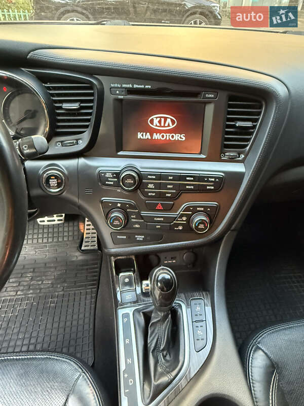 Седан Kia Optima 2013 в Кривом Роге