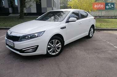 Седан Kia Optima 2011 в 