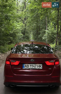 Седан Kia Optima 2014 в 