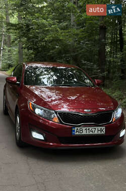 Седан Kia Optima 2014 в 