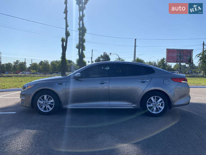 Седан Kia Optima 2017 в Житомире