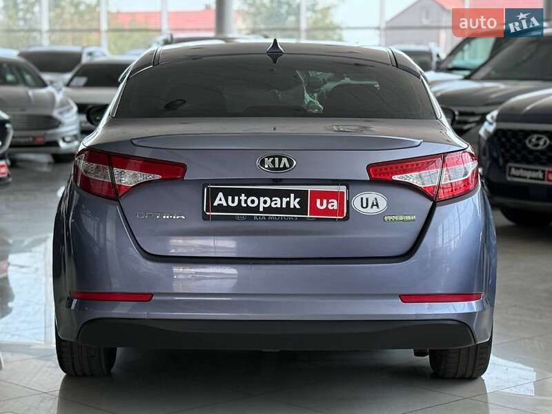 Седан Kia Optima 2012 в Одесі