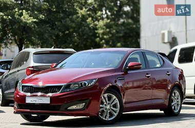 Седан Kia Optima 2013 в Одессе