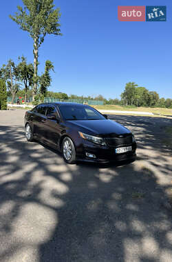 Седан Kia Optima 2015 в Чернівцях