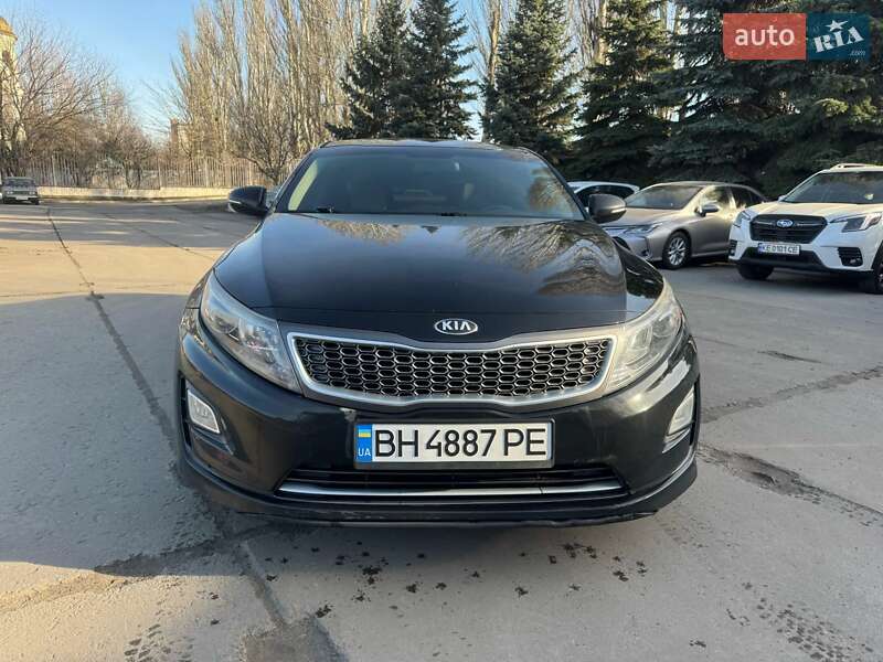 Седан Kia Optima 2015 в Днепре