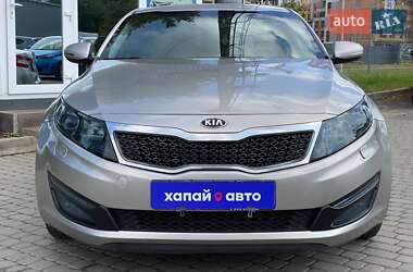 Седан Kia Optima 2012 в 