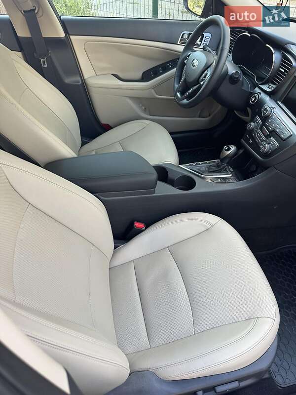 Седан Kia Optima 2013 в Одесі
