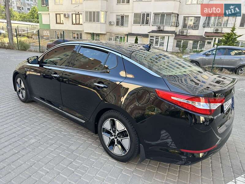 Седан Kia Optima 2013 в Одесі