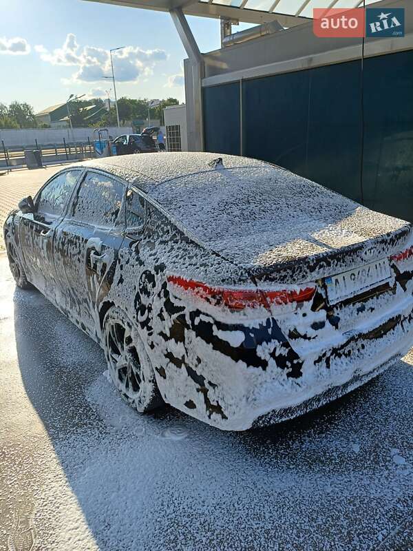 Седан Kia Optima 2017 в Києві