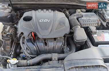 Седан Kia Optima 2014 в 