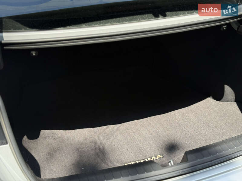 Седан Kia Optima 2015 в Ивано-Франковске