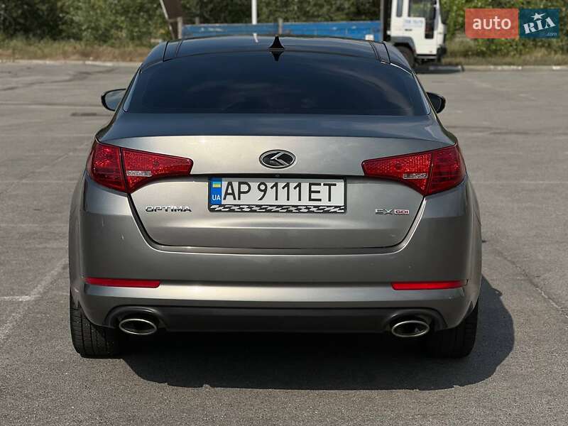 Седан Kia Optima 2012 в Запорожье