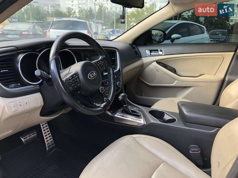 Седан Kia Optima 2014 в Запоріжжі